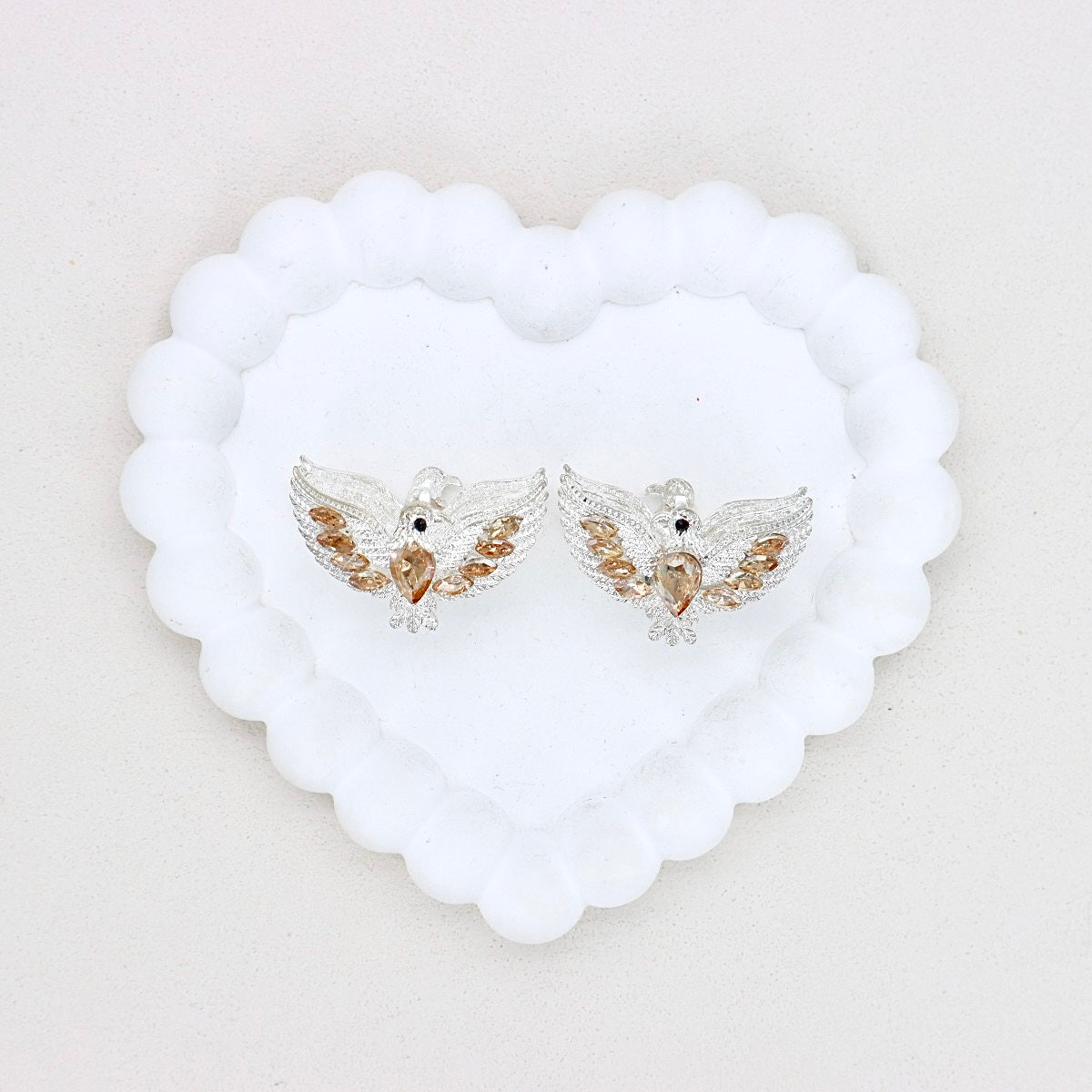 Kimhatter 3D Heart with Large Wings Alloy Bead with Straight Hole
