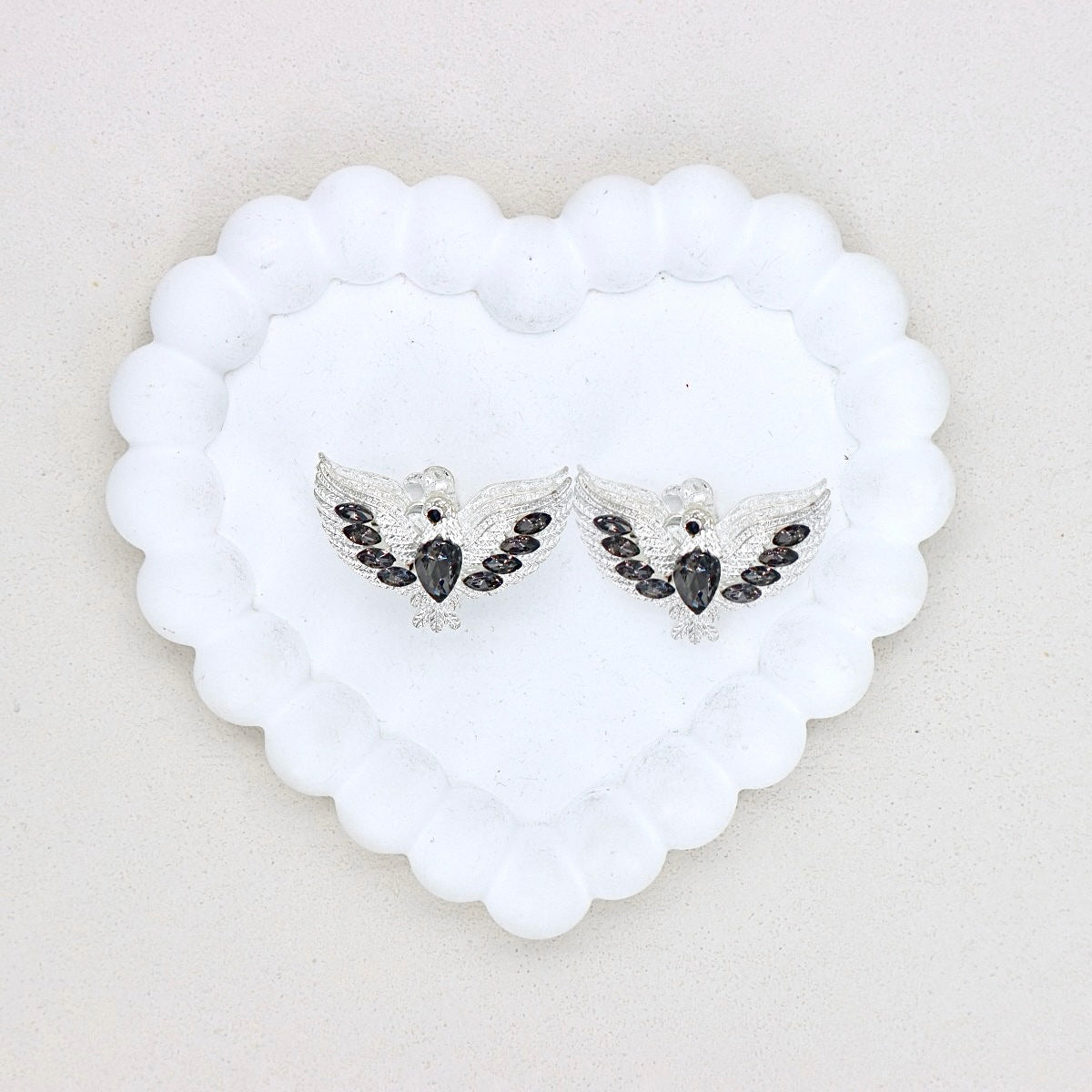 Kimhatter 3D Heart with Large Wings Alloy Bead with Straight Hole