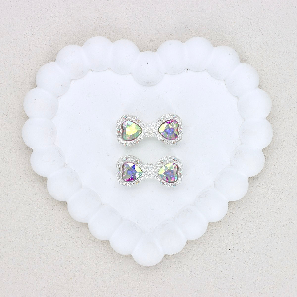Kimhatter Mocha Alloy Bow Tie Bead with Colorful Diamond Balls 2pcs/bag